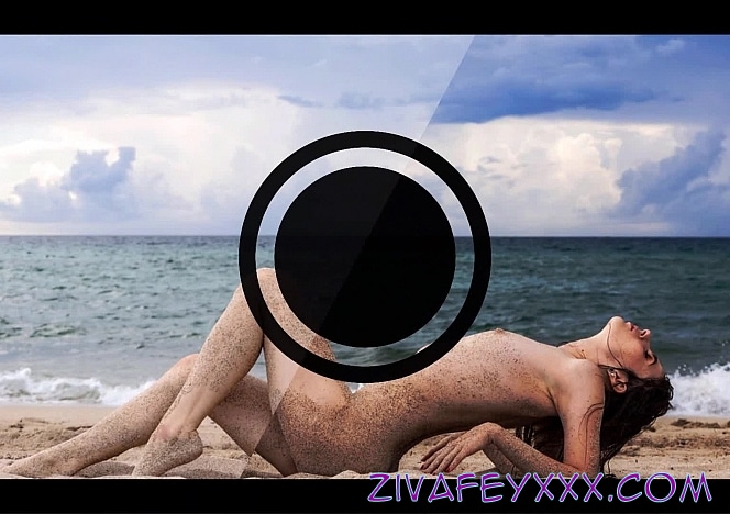 Ziva_Fey_-_Bikini_Workout_Lift_And_Carry_With_Sydney_Screams_ZFXXX